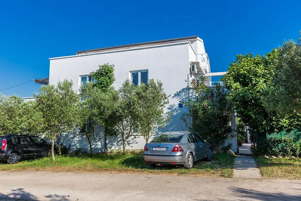 Apartments Krizmanic Ždrelac
